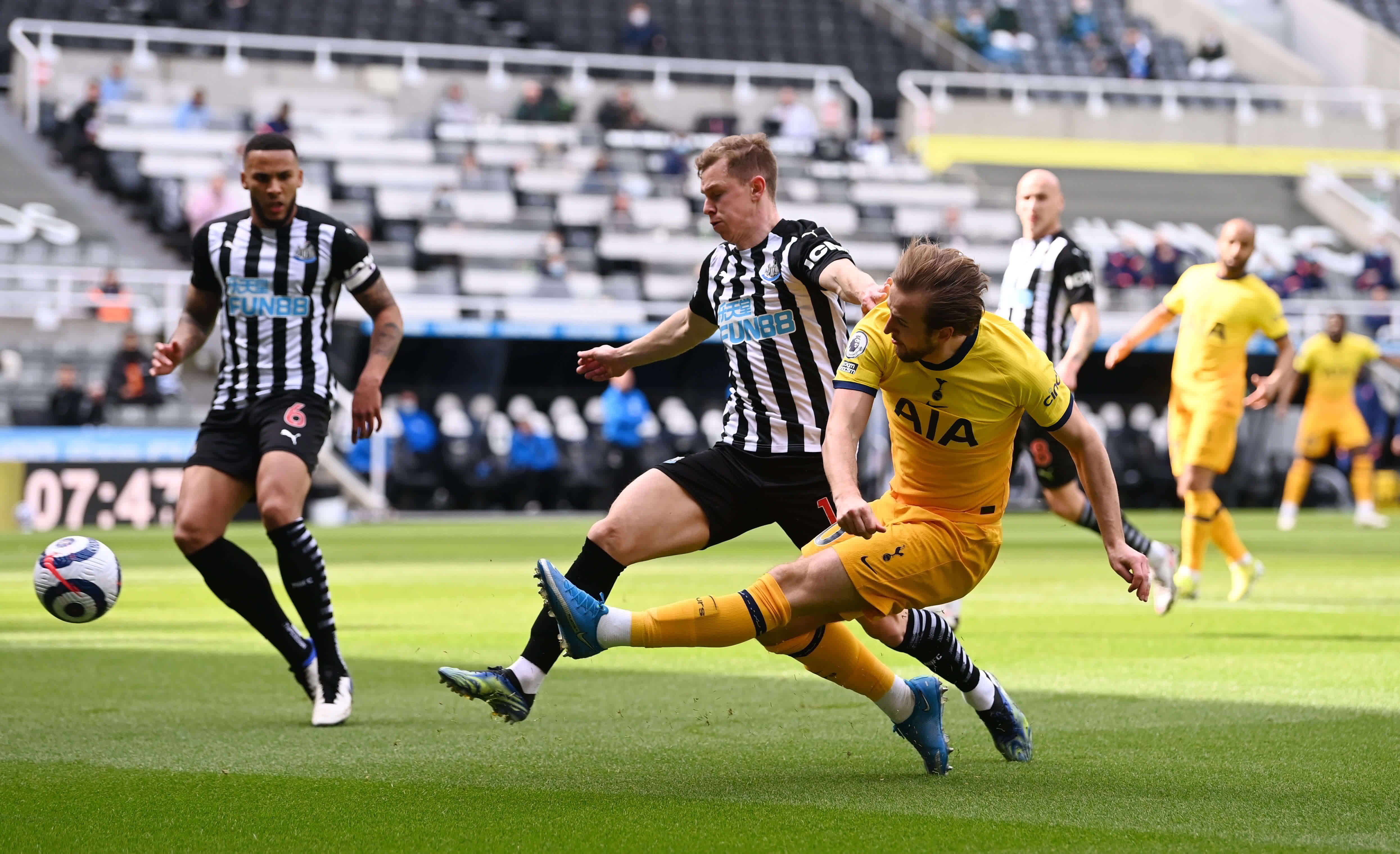 位年轻才俊 位年轻才俊