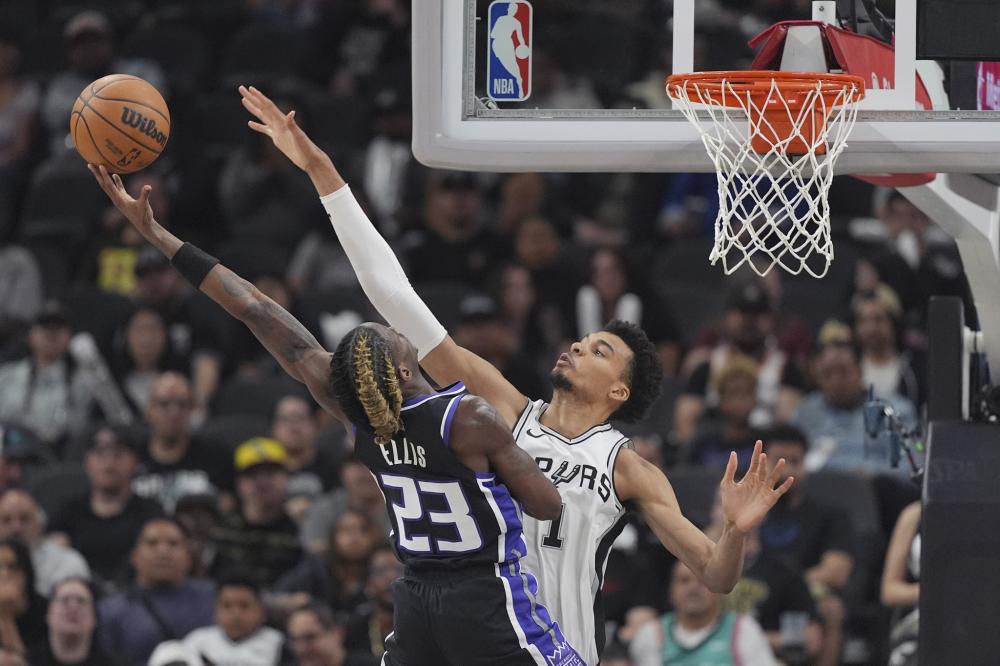 占据了比赛 占据了比赛